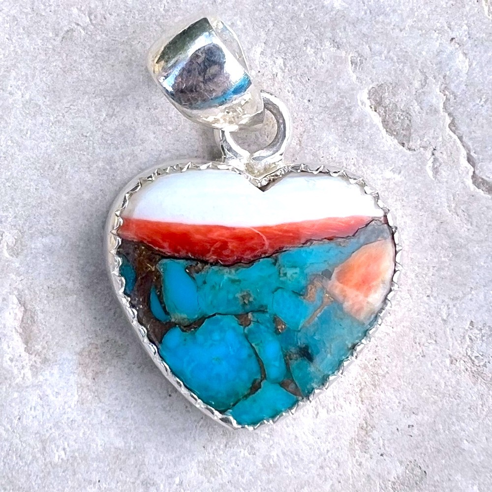 Beautiful Heart-Shaped Spiny Oyster, Turquoise & 925 Sterling Pendant, nwot